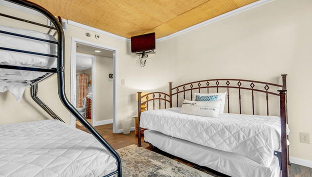 Tristan Towers Unit 1B - Foto 3, Habitación