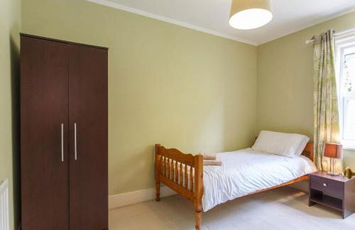 Executive Victorian House - Photo 13