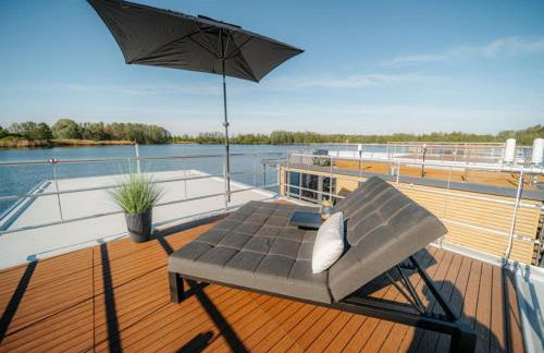Havel River Houseboat - Foto 6