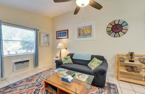 Less Than 1 Mi to Nokomis Beach Tranquil Couples Retreat - Foto 7