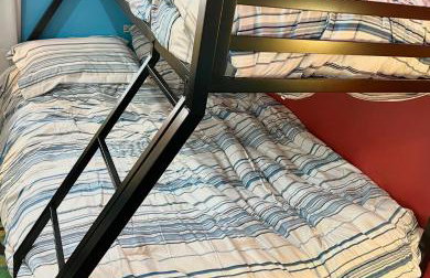 Over 200' of Shoreline on Foot Lake!! Great Fishing Year Round! - Foto 8