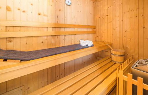 Pet Friendly Home In Barban With Sauna - Photo 42