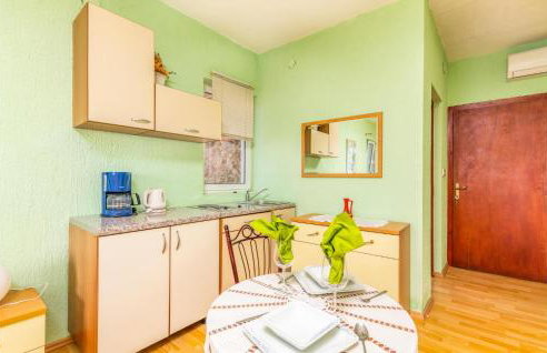 Stunning Apartment In Stara Baska - Foto 12