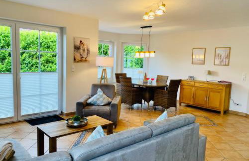 FeWo SONNENDECK Familien-strandnah-Garten-Hunde-Sport-und Schwimmbadnah-HansaPark - Foto 4