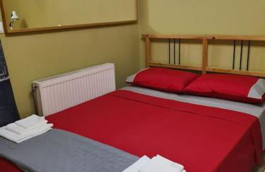 Άνετο, μεγάλο σπίτι κοντά στο μετρό - Foto 13