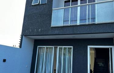 Sobrado aconchegante e espaçoso, ótima opção! - Foto 38