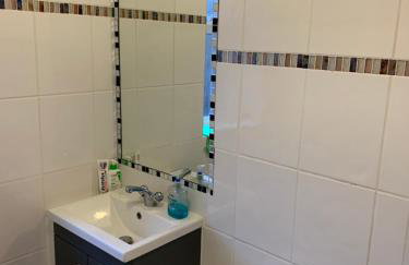 Luxury Two Bed Deluxe Maisonette - Photo 8