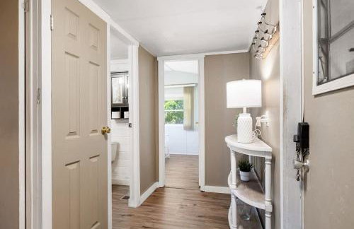 3 Bedroom, Comfy Home Dade City, Gated Community - Foto 13