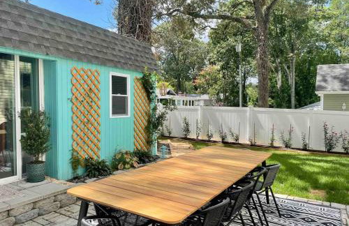 Huge Beach Bungalow- Yard, Beach Pass, King Beds - Foto 6