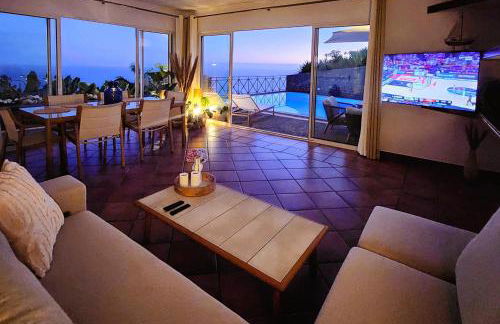 Villa Ocean Wave Calheta - Oversized Pool & Stunning Ocean Views - Photo 17
