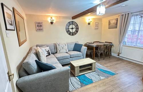 Llanidloes Townhouse-pet-friendly-sleeps 7-Mid Wales - Foto 20