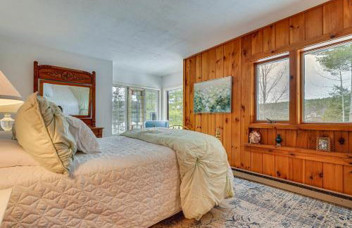 Great for Gatherings! Lakefront Ticonderoga Villa - Foto 21