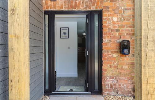 Bumblebee Cottage - Photo 3