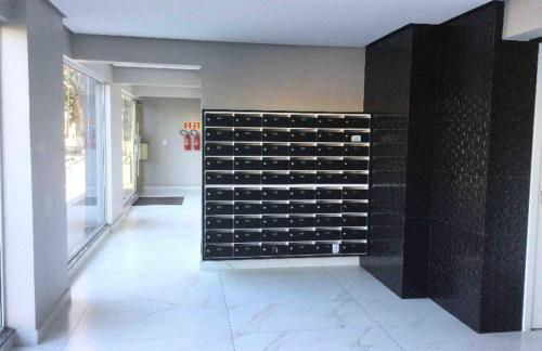 Apto12 com WIFI garagem e 100 metros da Av Brasil - Foto 3