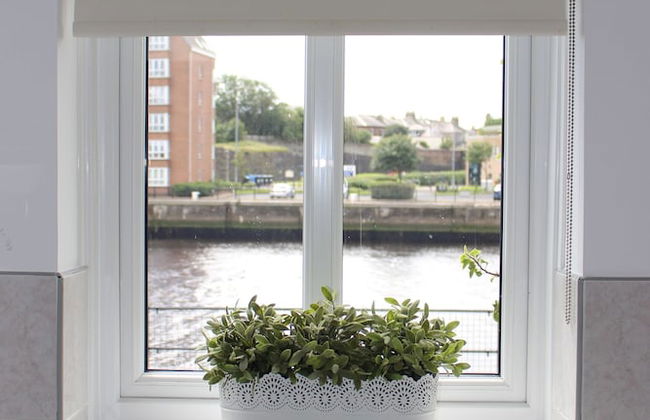 Riverside Apartment - Foto 18