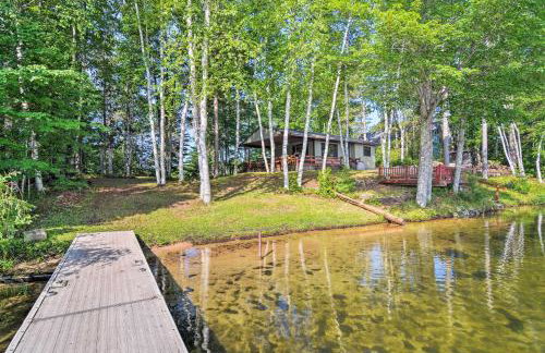 Lakefront Cabin with Private Dock and Beach! - Foto 29