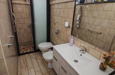 Piano terra casa intera - Foto 21