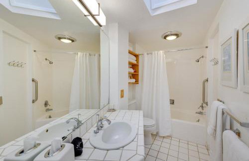 Serene Irish Beach Home with Panoramic Ocean Views! - Foto 20