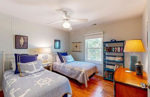 Three dog-friendly, waterfront cottages with full kitchens & private beach - Foto 31