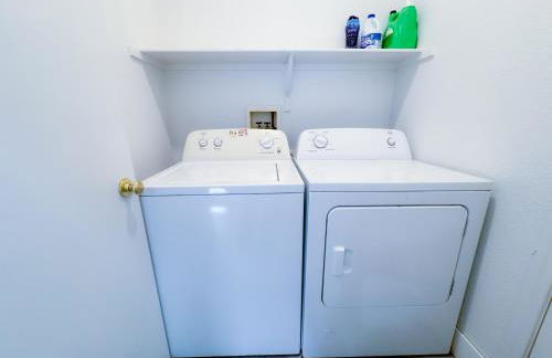 Spacious 3-Bed Family Retreat WiFi & Parking - Foto 40