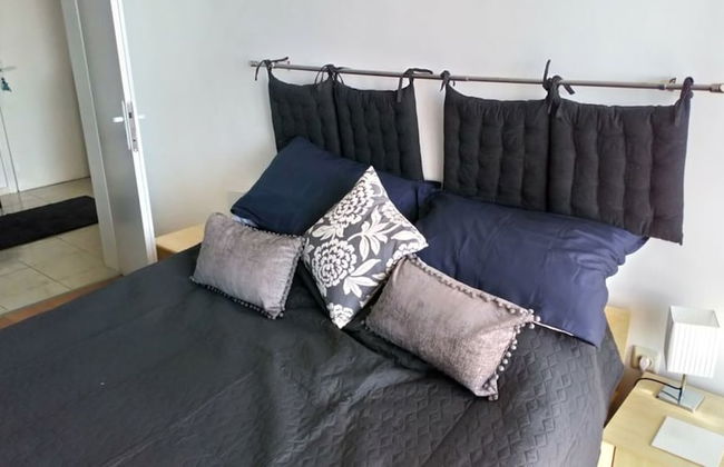 Stunning Beach Apart-sleeps 5! Pool & Sea Views! - Foto 2