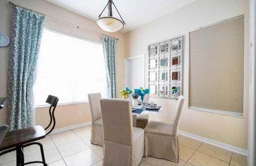 Stunning 5Bd Single Family Home with Pool Close to Disney 7420 - Foto 8