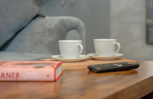 Family-Friendly 2-Bed Home with Games & Fireplace - Foto 16