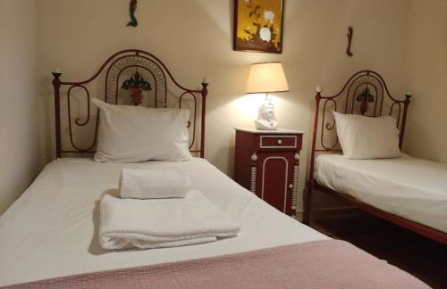 Classic 3BR Sintra Home near Beaches & Palaces - Foto 6