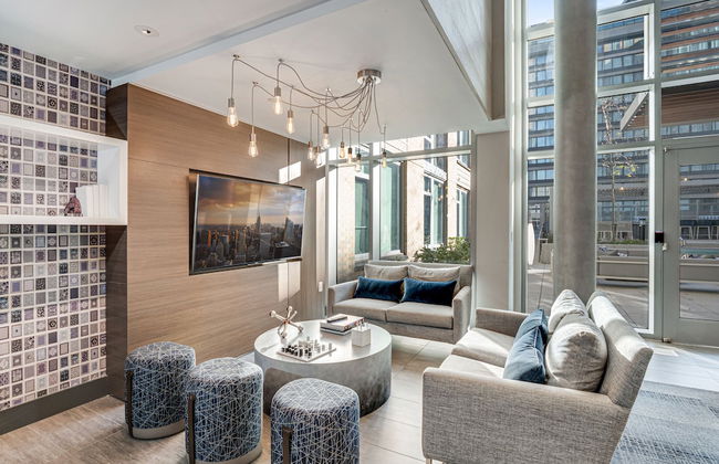 Global Luxury Suites Crystal City - Foto 1