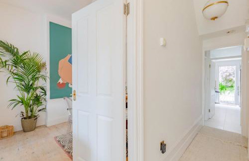 Luxuriously Curated 4BD Home Stoke Newington - Foto 34