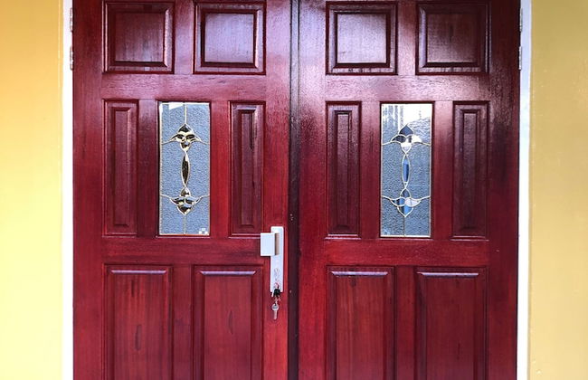 Logerthine Studio Suriname - Photo 10