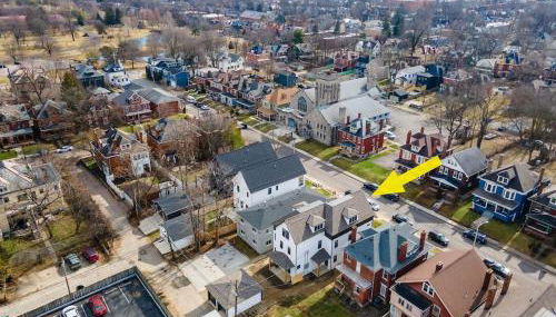 Modern Luxury 4BR 3 5BA Oasis in Historic Old Town East PD - Foto 5