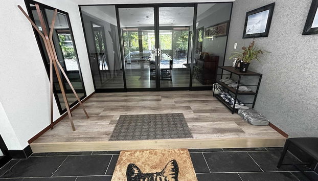 Helmet Club - Foto 2, Entrada interior