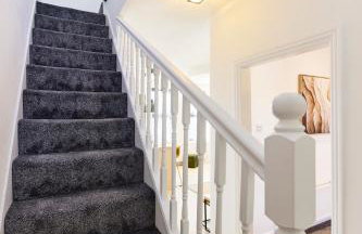 Aura - Elegant Retreat in Prime Leeds Location! - Foto 77