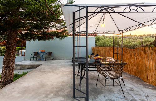 Makarounis Athanasios Traditional Apartments(Ξενώνας) - Foto 8