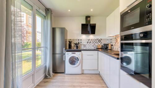 Appartement tout confort - Parking privé gratuit - Foto 2, stove, dishwasher