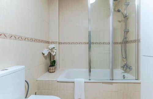 RentitSpain - Motril - Apto Falucho Varadero Relax, Mar y Comodidad - Foto 7