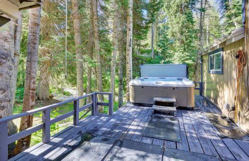 Solitude Mountain Cabin Creek-Side View and Hot Tub - Foto 29