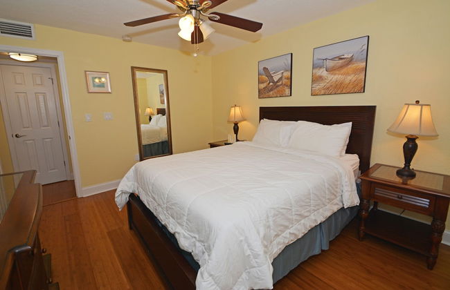 Westwinds Waterfront Resort - Foto 9