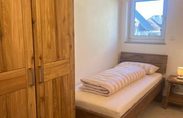Ferienwohnung, 2 Zimmer, 4 bis 6 Personen, 67 qm, mit großem Balkon, entlang am Fluss, an der Aach, am Bodensee, nah am Naturschutzgebiet - Foto 9