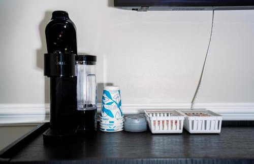 New Quiet Studio Near Atrium Health with 24-7 Gym - Foto 3