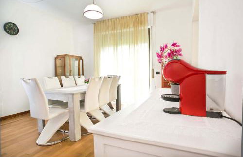 LA'DELI - Como - grande appartamento con parcheggio, nefltix, giardino, terrazzo - Foto 23