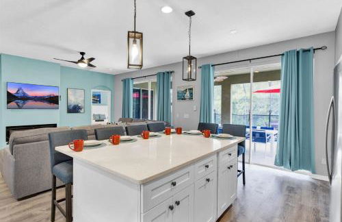 Luxurious 7BR Home Near DisneyPoolTheatreGame Room - Foto 39