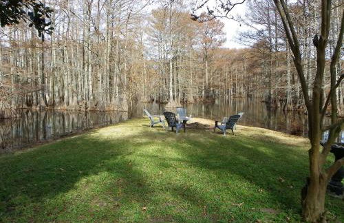 Lakefront Emerald Point wfirepit & kayaks - Foto 36