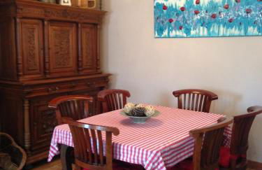 Brittany Countryside Retreat 3 Bedrooms Sleeps 6 Pet Friendly Heated Swimming Pool Free Wifi - Foto 48