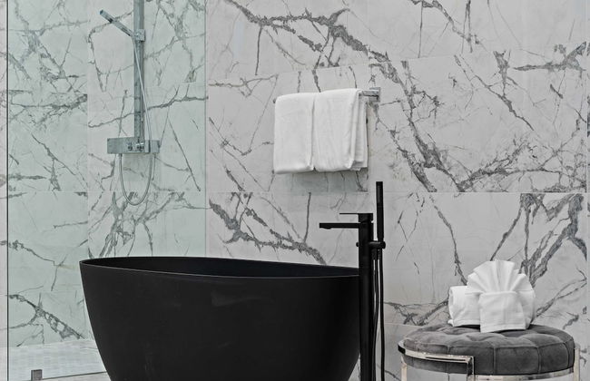 Sleeps 26 Pool, Hot Tub, Pickleball & Putting Green Bravo Villa #12 by Avantstay - Foto 60