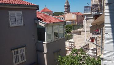 Apartment Luka - Photo 1