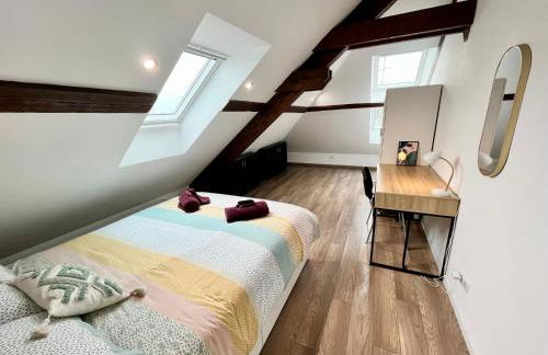 Large Family Duplex - 3 Rooms - Games Room - Near Center and Station - Parking - Quiet - Foto 6