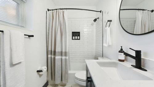 HostWise Stays - Butler St - Private Entrance on Ground Floor - Lower Lawrenceville - Foto 4