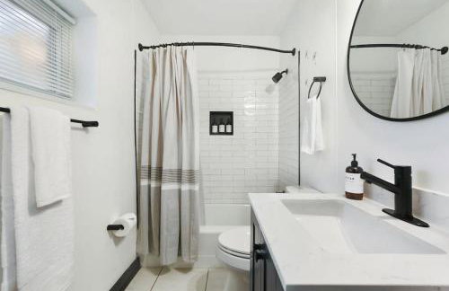 HostWise Stays - Butler St - Private Entrance on Ground Floor - Lower Lawrenceville - Foto 4